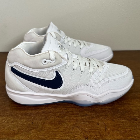 Men's Nike GT Hustle 2 White Ice Basketball Sneakers DX9190-101 Size 8 Rare! - Picture 3 of 7